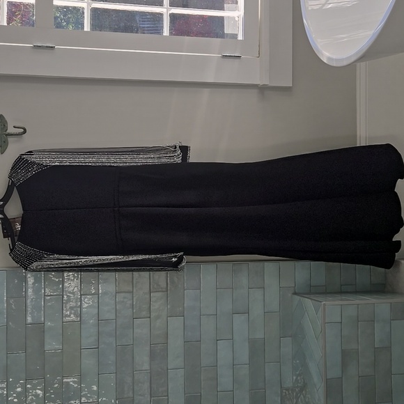 MacDuggal 20116 Two Sleeved Gown Size 4 (with alterations) - Picture 5 of 12